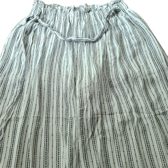 Staccato wide leg boho white black striped pants - Picture 2 of 12